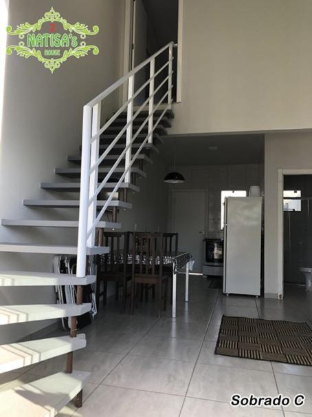 Willa Sobrados Aconchegante Com Piscina "Natisashouse" Bombinhas Zewnętrze zdjęcie